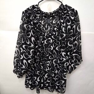 Bisou Bisou Swirl Floral Blouse in Black and White Size XL